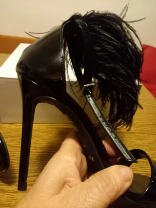 Sandali P.A.R.O.S.H con piume n.39