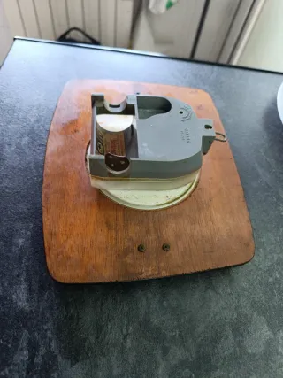 Reloj de pared Bayard negro y dorado