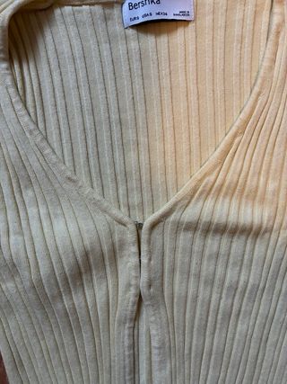 Lote 2 Tops Bershka Talla S Marrón y Amarillo