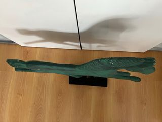 Escultura caballo madera verde