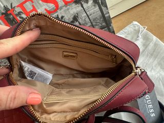 Bolsitos Guess - LEER DESCRIPCIÓN