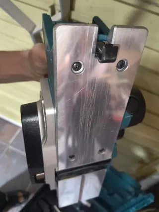 Cepillo Eléctrico Makita DKP180