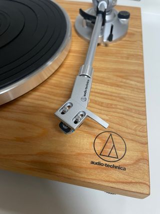 Tocadiscos Audio-Technica Tracción Correa