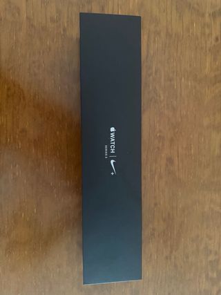 Caja Apple Watch Series 3 Nike 38mm Plata