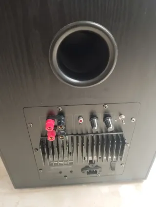 Subwoofer Magnat 302A 12"Negro