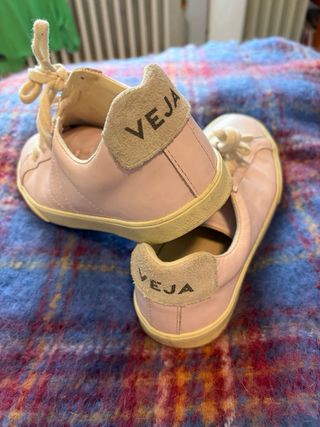 Zapatillas Veja Vintage Rosa y Beige