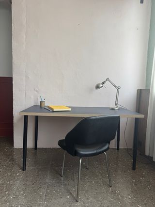 Escritorio mesa IKEA LINNMON azul oscuro