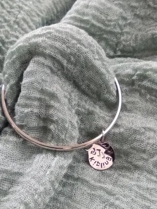 Pulsera rígida Kipling plateada