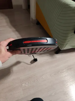 Pala Bullpadel Vertex 04 2024