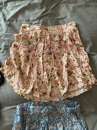 Lote 4 faldas Stradivarius T.XS impecables