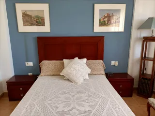 Muebles de habitación madera oscura