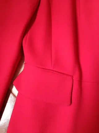 Abrigo ZARA Rojo Talla M