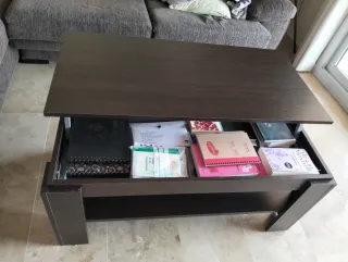 Mesa de centro madera oscura elevable