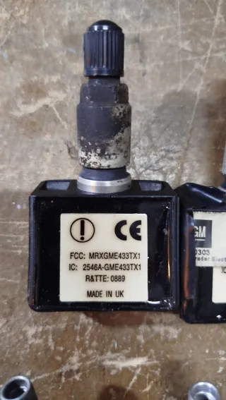 Sensores Presión Neumáticos Opel (3 uds) Código AA