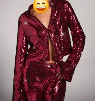 Chaqueta y pantalon lentejuelas SHEIN cereza