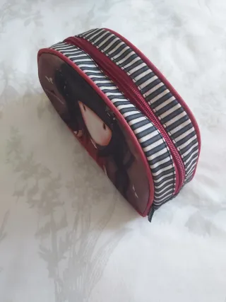 Santoro. Neceser, cartera y bolígrafo.