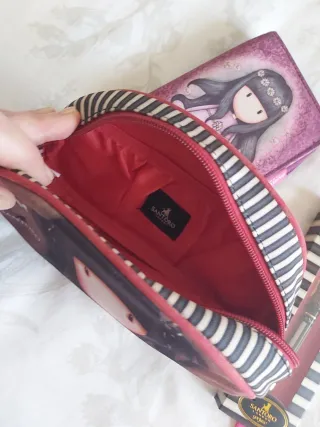 Santoro. Neceser, cartera y bolígrafo.