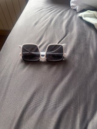 Gafas de sol blancas