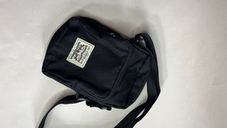 Mini tracolla Levi's nera da uomo
