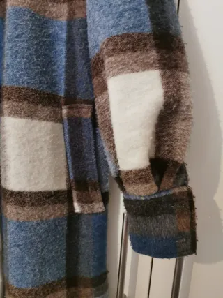 Abrigo largo cuadros azul y marrón