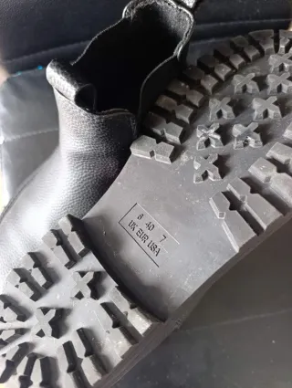 Botas de Baloncesto Tarmak Negras y Rojas