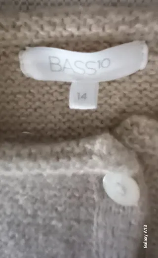 Rebeca de lana Bass10 beige Talla 14