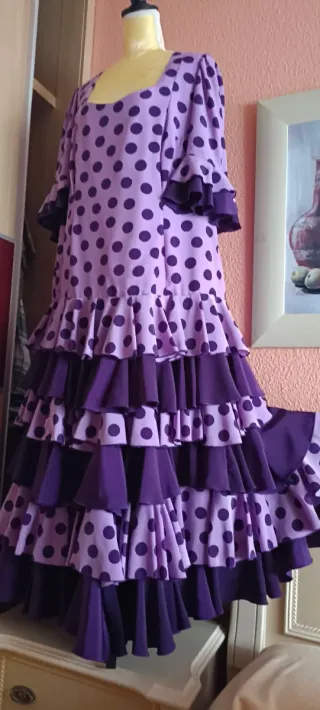 Vestido Flamenco/Feria Lunares Morado Talla 50/52