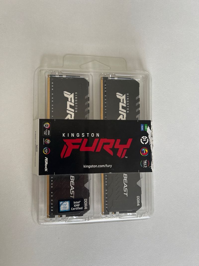 2x8GB Kingston FURY DDR4 RAM afbeelding 2