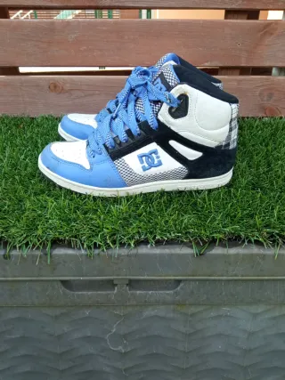 Zapatillas DC Altas Azules y Blancas