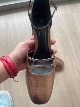 Zapatos tacón Sfera Collection bronce