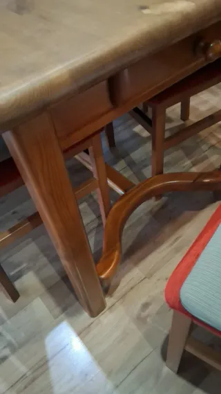 Conjunto comedor en madera