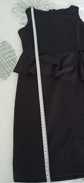 Vestido negro peplum talla S