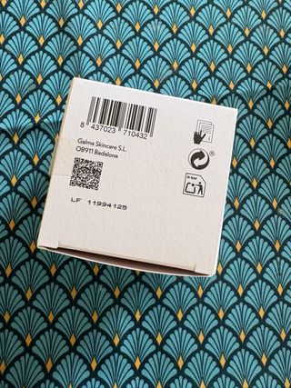 Two Poles the ultra-lift rich cream