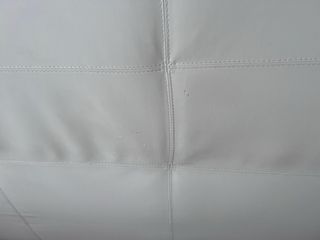 Cabecero en símil piel blanco cama 150