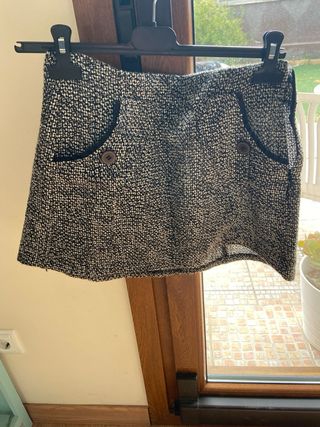 Falda corta tweed