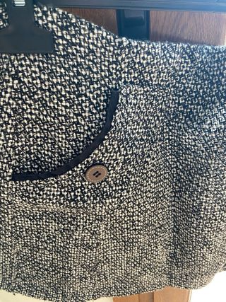 Falda corta tweed