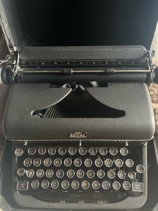 Máquina de escribir Royal antigua
