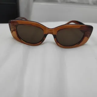 Gafas de sol mujer marrones. Woman secret.