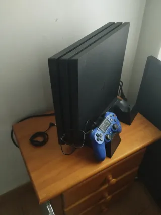 PS4 Pro Fortnite Edition 1TB Jet Black