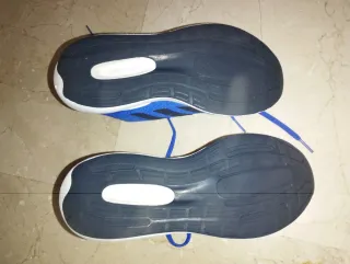 Zapatillas Adidas Azules y Blancas