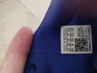 Zapatillas Adidas Azules y Blancas