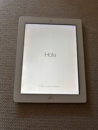 iPad 3 16GB WiFi Blanco con funda de piel de Prada