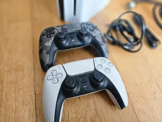 Consola PS5 Slim 1TB