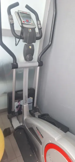 Bicicleta Estática Kettler Vito Crosstrainer.