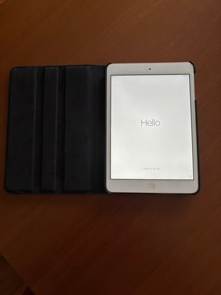 iPad Mini 1 Blanco con funda