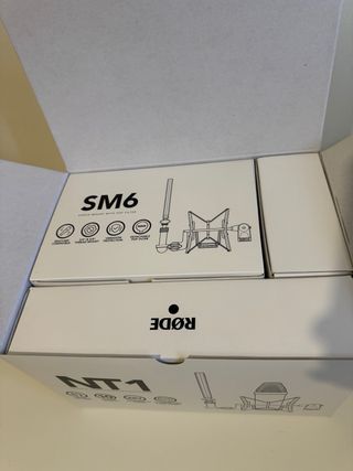 Pack Aislamiento Micrófono RODE y Trípode TONOR