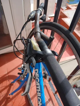 Bicicleta Decathlon 26 Azul y Blanca