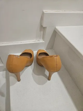 Zapatos de tacón mostaza 12 cm