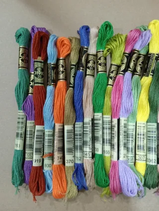 20 madejas hilo bordar DMC
