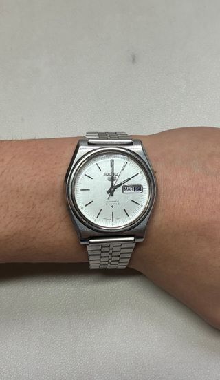 Reloj Seiko 5 Automático Plata